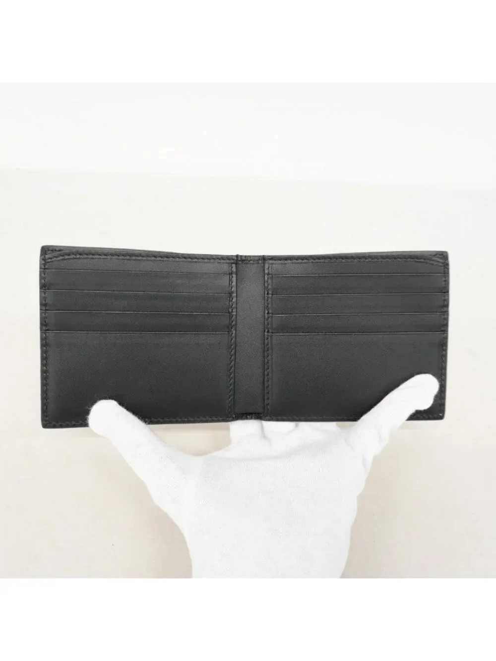 Gucci Wallet GG Supreme Brown